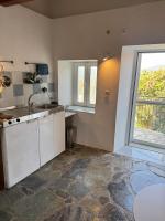 Mountain View Village House- Agios Mattheos - B&B Ágios Matthaíos