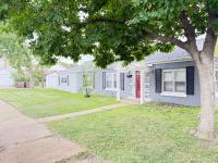 Spacious 4BR Home Near St Louis Zoo Downtown BBQ Free Parking - Ferienwohnung St. Louis