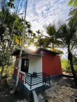 Adventurous Wild cottages - B&B Kushālnagar