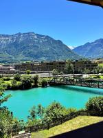 River 3 -Kissed Retreat with Iconic Jungfraujoch View - Ferienwohnung Interlaken