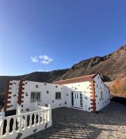 Casa Loli - Cozy Home in Tamaduste, 5 Min to Beach - B&B Tamaduste