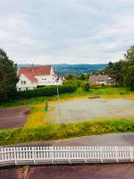 Spacious villa with terrace & car charger Bergen - B&B Bergen