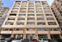 Bright & Spacious 2-Bedroom Apartment on Arami Street in the Heart of the City - Chambres d'hôtes Erevan