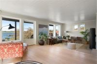 Exclusive House Rental During ONS, Prime Location, Just 6 Minutes by Bus to the ONS Exhibition, with Stunning Views - Chambres d'hôtes Stavanger