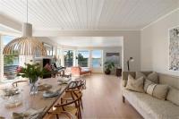 Exclusive House Rental During ONS, Prime Location, Just 6 Minutes by Bus to the ONS Exhibition, with Stunning Views - Chambres d'hôtes Stavanger