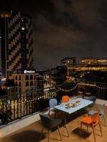Casa Viet - Boutique Serviced Apartments near West Lake - Bed and Breakfast Hanoi
