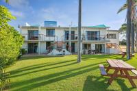 Beachfront 4, 25 Willow Street - B&B Crescent Head