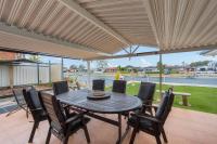 Hooked on Hibbard - B&B Port Macquarie