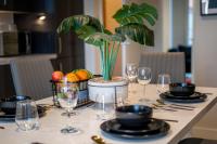 3-bed House - Sleeps 6 - Free Parking - Garden - Chambres d'hôtes Sheffield