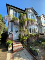 Comfy New Relyon King Size Bed-Exeter, near to M5 - B&B Exeter