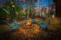 Family Retreat- Hot Tub- Pool Table- Fire Pit- BBQ Grill- Kids Zone- Arcade Games - Chambres d'hôtes Sevierville