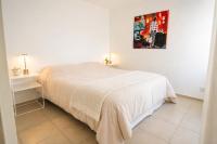 Temporario Sur, Depto ideal familias con cuna Pet-friendly, zona IUPA - B&B General Roca