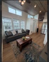 Delta Nights Tiny Home on the Mississippi River - Bed and Breakfast Vicksburg