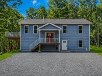 All Decked Up - wifi, view, river access, fire pit, 3 bedrooms, games, family friendly - B&B Great Cacapon