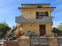 Il Giglio - B&B Lucignano
