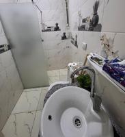 Charming Apt with Sunny Balcony, Walk to Sheraton St - B&B Hurghada