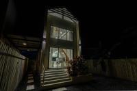 Luxurious 1BR Villa in Central Location with AC - B&B Koh Pha Ngan