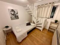 The Marina Loft, En-Suite Duplex, Canada Water - Bed and Breakfast Londen