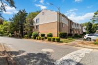 Stylish Charlotte Condo with 2 King Beds and Private Patio - B&B Charlotte