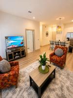 Executive Stay 1 BR Gym Pool Parking - Bed and Breakfast Houston