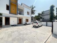 VAR Jade Haus 1 AC 3BHK 5 Min to Beach Foosball - Chambres d'hôtes Varkkallai