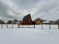 Modern A-Frame House with Water View I Near Frisco Weddings Venues I Lake Lewisville & Universal I Remote-Work Friendly Oasis Near PGA Frisco - Chambres d'hôtes Oak Point