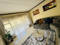 Modern Fourways -Spacious 3Bedroom Retreat& 2 bath - Chambres d'hôtes Trevallyn