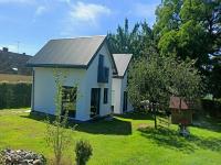 New, comfortable holiday home by the sea - B&B Lędzin
