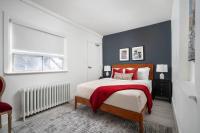 Stylish Roncesvalles Flat - Apartment - B&B Toronto