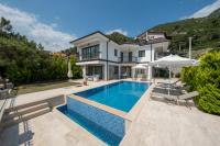 Mediterranean Breeze Villa - Family-Friendly Luxury Villa - Fethiye by Sunworld Villas - Ferienwohnung Fethiye
