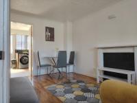 2 Bedroom Stay Perfect for Work, Study & Travel - B&B Walsall