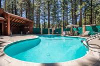Townhouse Art Gallery in Mammoth's Best Location - B&B Mammoth Lakes