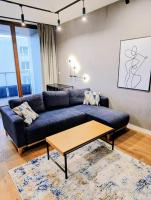 Spacious & Modern 3BR-2BA Apt - B&B Varsavia