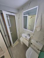 Treti Mart North - B&B Primorsko