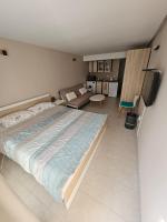 Treti Mart North - B&B Primorsko
