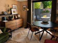 Stylish 2-Bed Cottage with Courtyard Garden Near South Ealing Tube Station - Chambres d'hôtes Londres