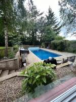 The Cairn - Ferienwohnung Airdrie