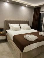 Appartamento con 1 Camera da Letto e Vasca da Bagno Idromassaggio all’Ultimo Piano
