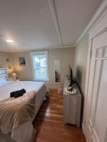 Waterville Oasis Near Downtown, Colby College, Thomas College & Hospitals - B&B Winslow