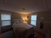 Waterville Oasis Near Downtown, Colby College, Thomas College & Hospitals - B&B Winslow
