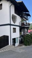 Casa DeLux - Bed and Breakfast Băile Olăneşti