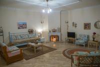 WoodsCottage English Country Villa for Families and Friends in Loutra Pozar - B&B Megaplatanos