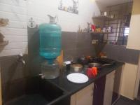 Flat in Sarjapur Rd, near Wipro, Couple Friendly - Chambres d'hôtes Chennēn Agrahār