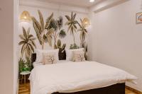 Stylish 1BHK Oasis Chattarpur - B&B New Delhi