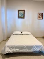 Ocean Park Villa - B&B Surrey
