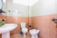 Radhima Res 112 - Double Room, Sea View - Ferienwohnung Vlora