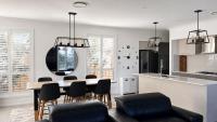 Luxury Family Retreat with Games Room and Outdoor Cinema - B&B Cobbadah