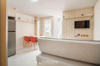 Moderno com piscina a 550 metros da praia TOR0407 - B&B Imbituba