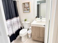 StayToronto - Sleek Studio near Eaton Centre - B&B Toronto