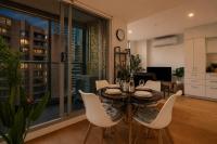 2BR Urban Jungle Escape Walk to Everything - Chambres d'hôtes Melbourne